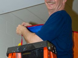 DALE SETTING UP THE DANCE IMG_0005